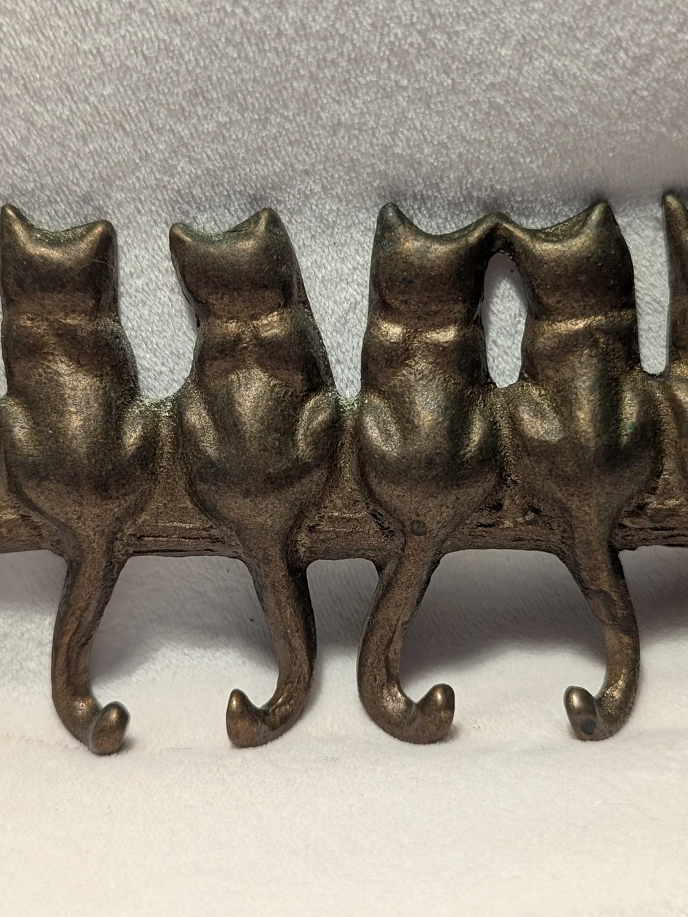 Solid Brass SPI Home Seven Cat Key Hook - Picture 7 of 8